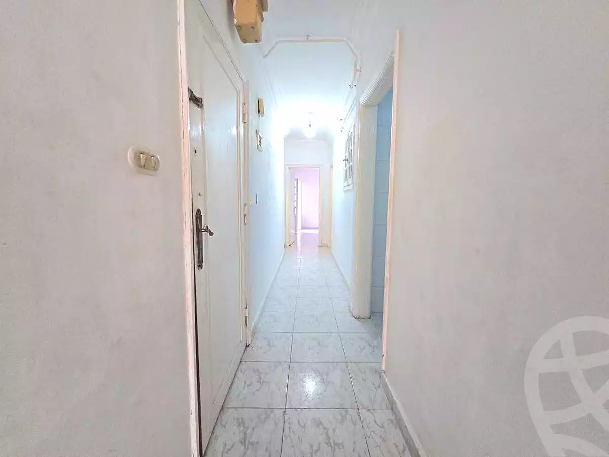 https://aqarmap.com.eg/ar/listing/7296488-for-rent-alexandria-lsywf-el-seyouf-bahri-ahmed-barakat-st