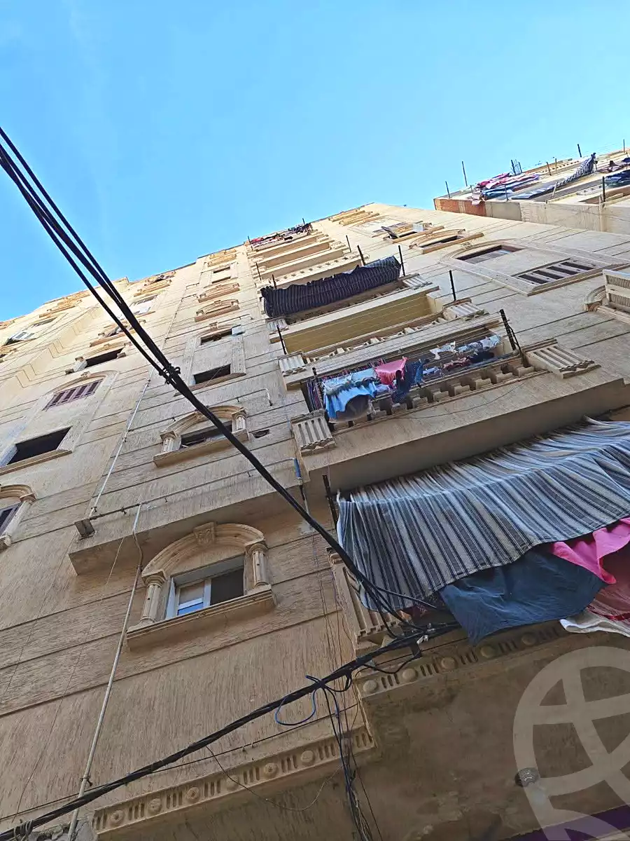 https://aqarmap.com.eg/en/listing/7296896-for-sale-alexandria-al-agamy-el-hanouvel-kasr-al-quiri-st-1