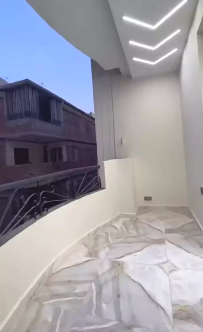 https://aqarmap.com.eg/ar/listing/7296920-for-sale-cairo-nozha-2-el-khamseen-st
