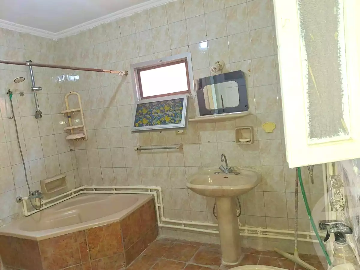 https://aqarmap.com.eg/ar/listing/7297123-for-sale-alexandria-el-mandara