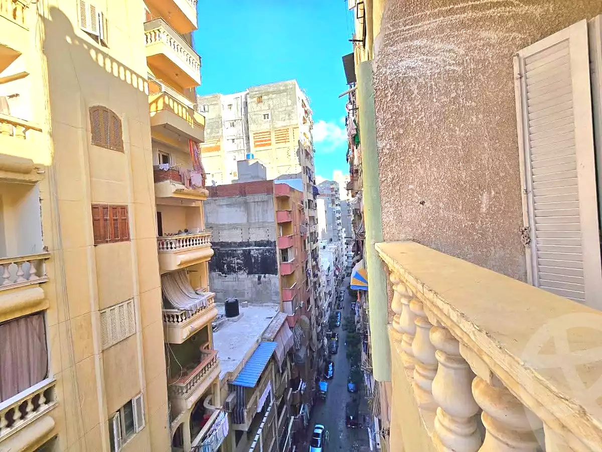 https://aqarmap.com.eg/ar/listing/7297486-for-rent-alexandria-lsywf-el-seyouf-bahri-ahmed-barakat-st