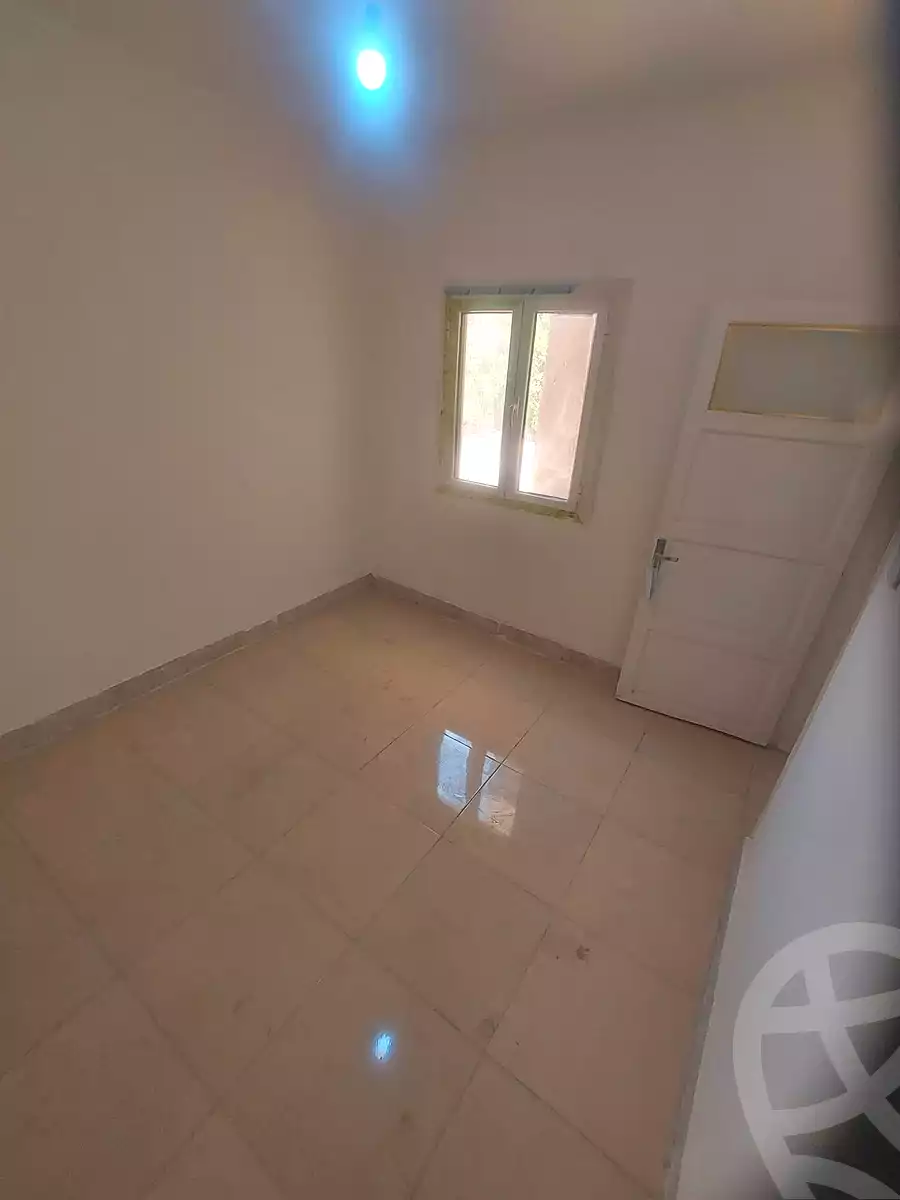 https://aqarmap.com.eg/ar/listing/7297627-for-sale-cairo-helwan-ahmed-enci-st