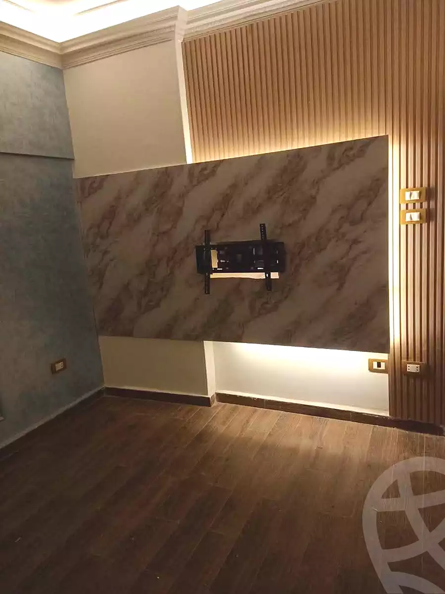 https://aqarmap.com.eg/en/listing/7297709-for-sale-alexandria-sydy-bshr-sydy-bshr-bhry-shr-khld-bn-lwlyd