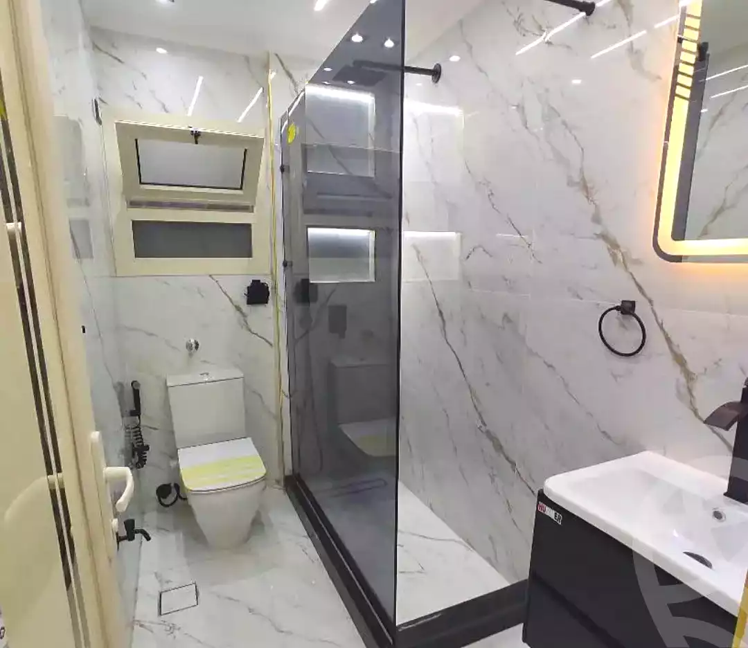 https://aqarmap.com.eg/ar/listing/7297937-for-sale-alexandria-al-agamy-lbytsh-el-reyad-st