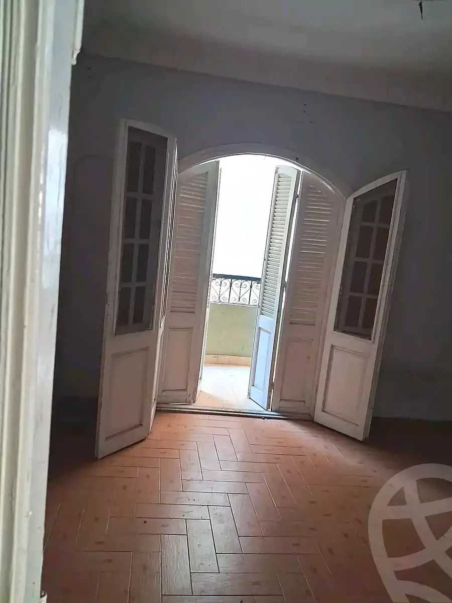 https://aqarmap.com.eg/en/listing/7297945-for-rent-cairo-faisal-kafr-tohormos-queen-nazli-st