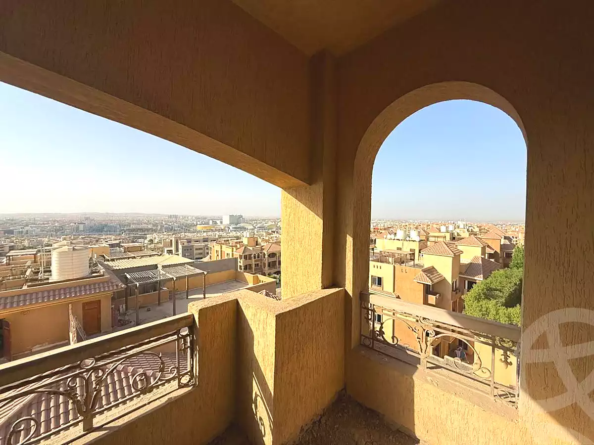 https://aqarmap.com.eg/en/listing/7298172-for-sale-cairo-el-sheikh-zayed-city-compounds-el-khamayel