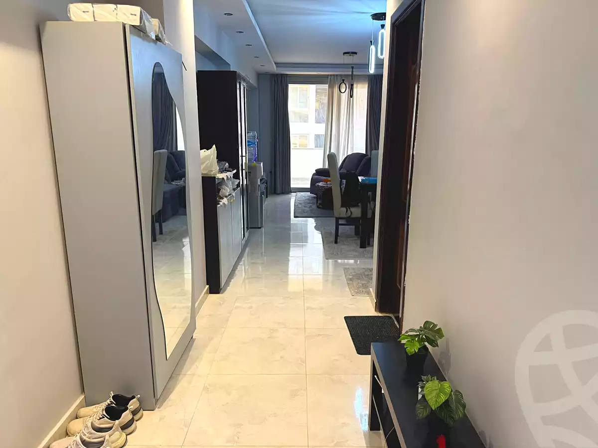 https://aqarmap.com.eg/ar/listing/7298175-for-sale-cairo-6th-of-october-el-tawsaat-el-shamalya-hy-2000-qt