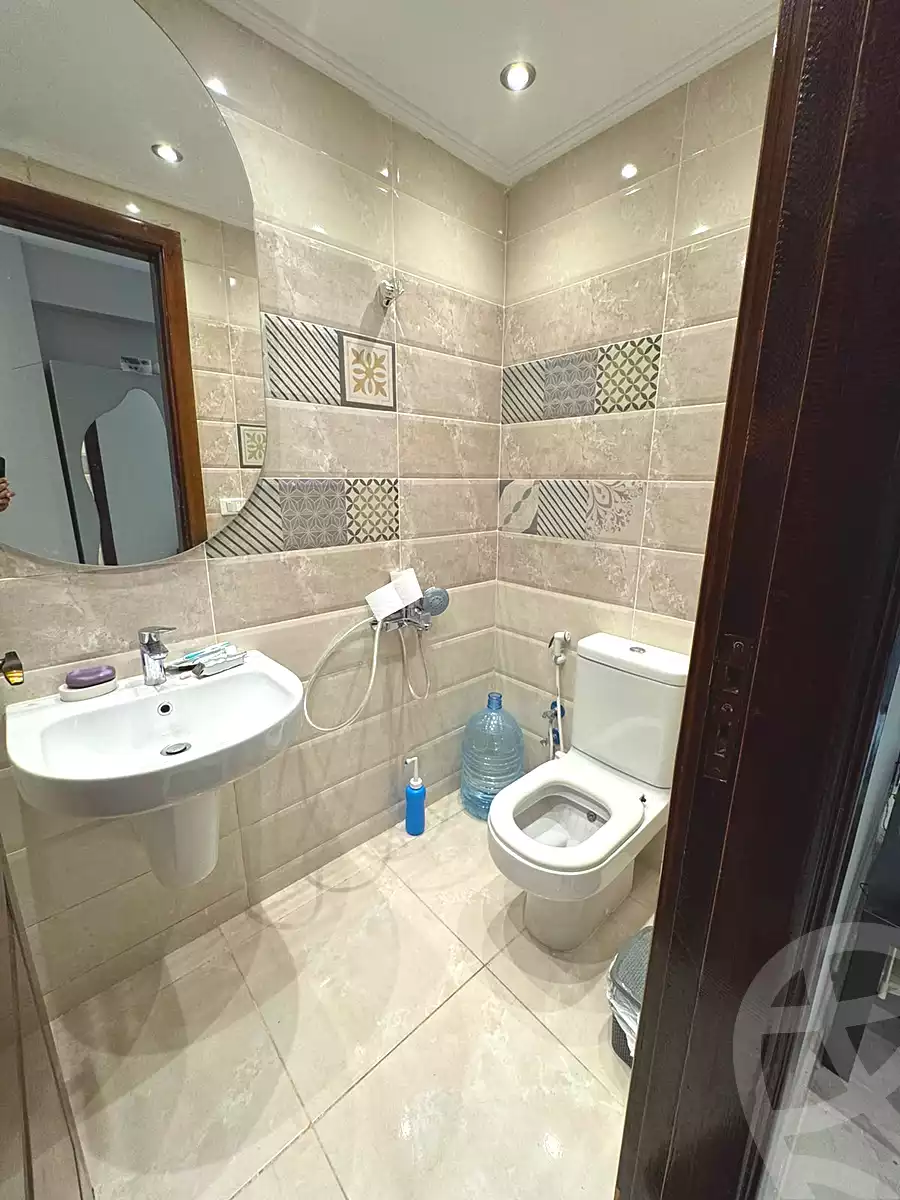 https://aqarmap.com.eg/ar/listing/7298175-for-sale-cairo-6th-of-october-el-tawsaat-el-shamalya-hy-2000-qt