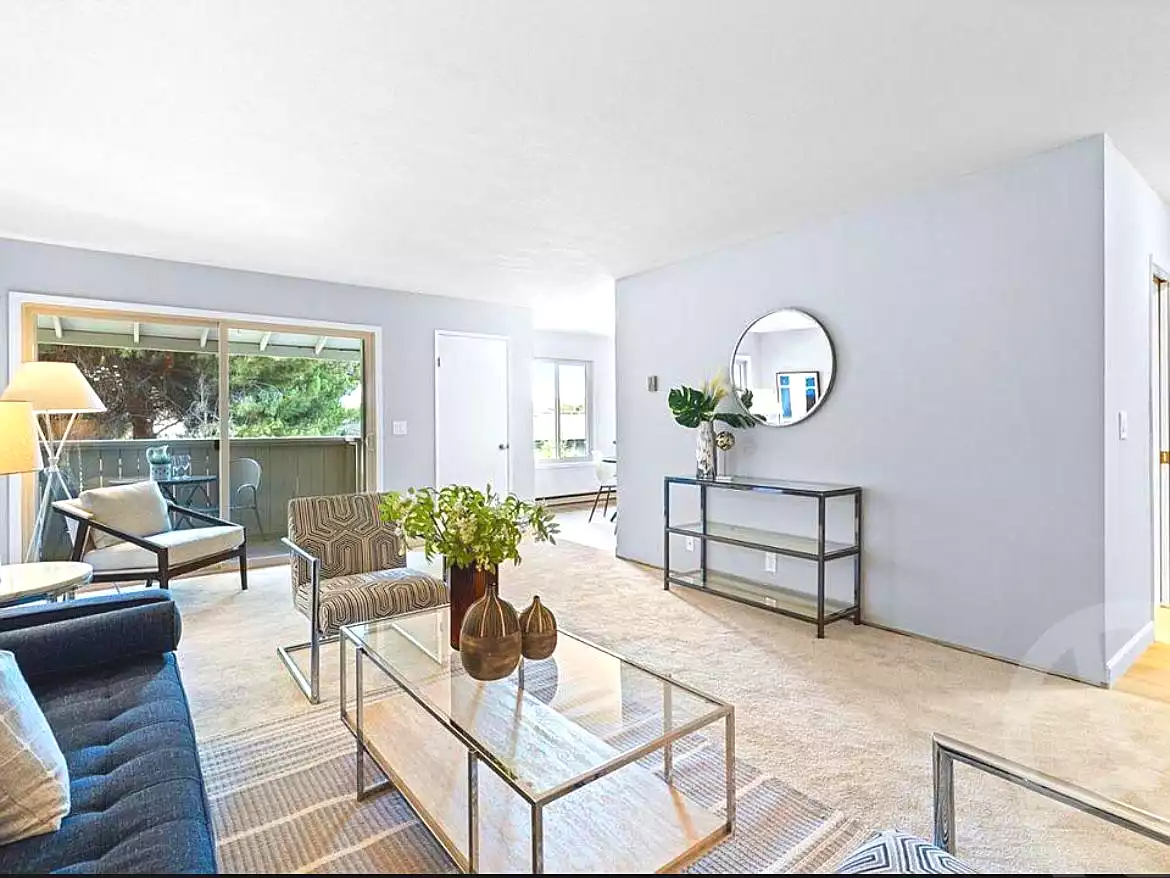 https://aqarmap.com.eg/ar/listing/7298214-for-sale-cairo-new-cairo-compounds-eastown-eastown-parks