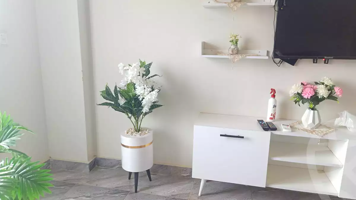 https://aqarmap.com.eg/ar/listing/7298300-for-rent-cairo-6th-of-october-el-ahyaa-neighborhood-3rd