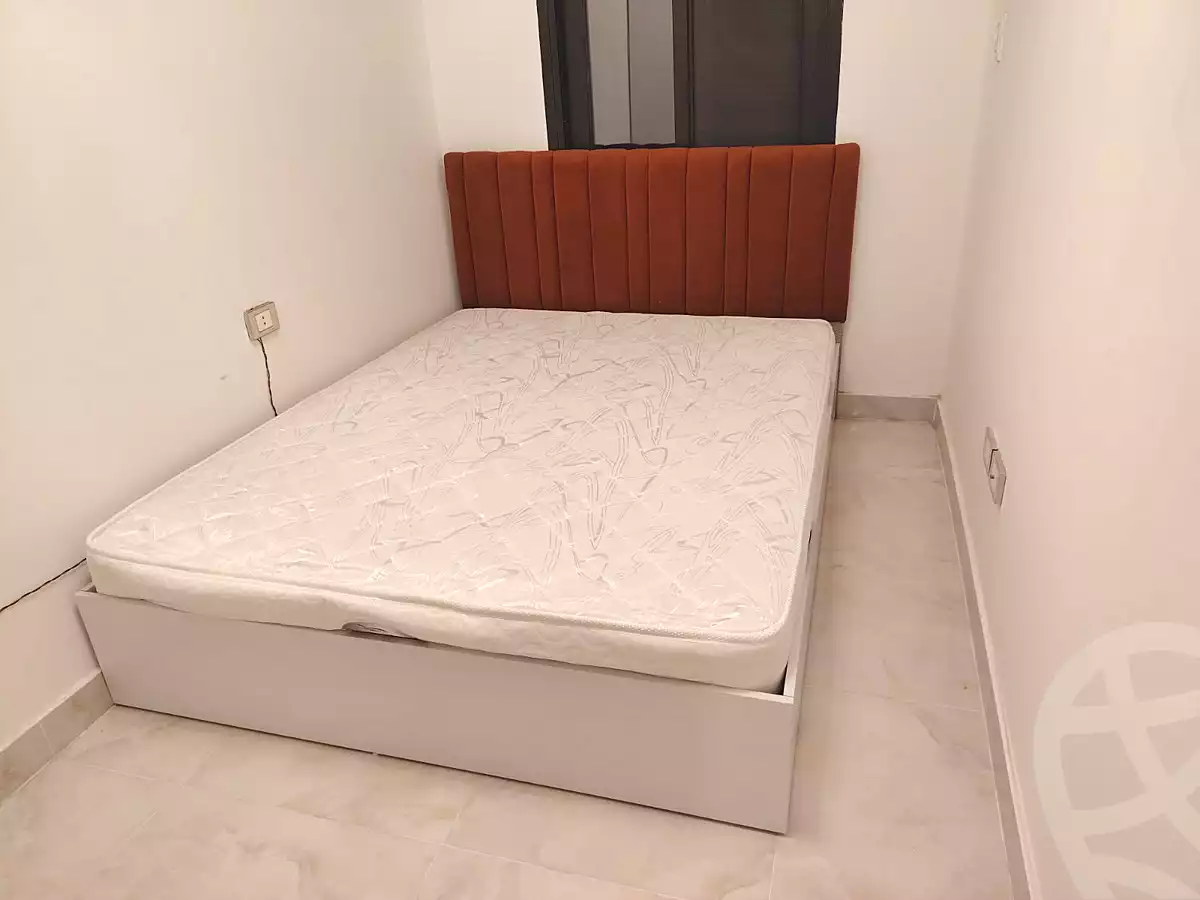 https://aqarmap.com.eg/ar/listing/7298302-for-sale-ain-elsokhna-mdyn-ljll-ljdyd-byl-fyntw