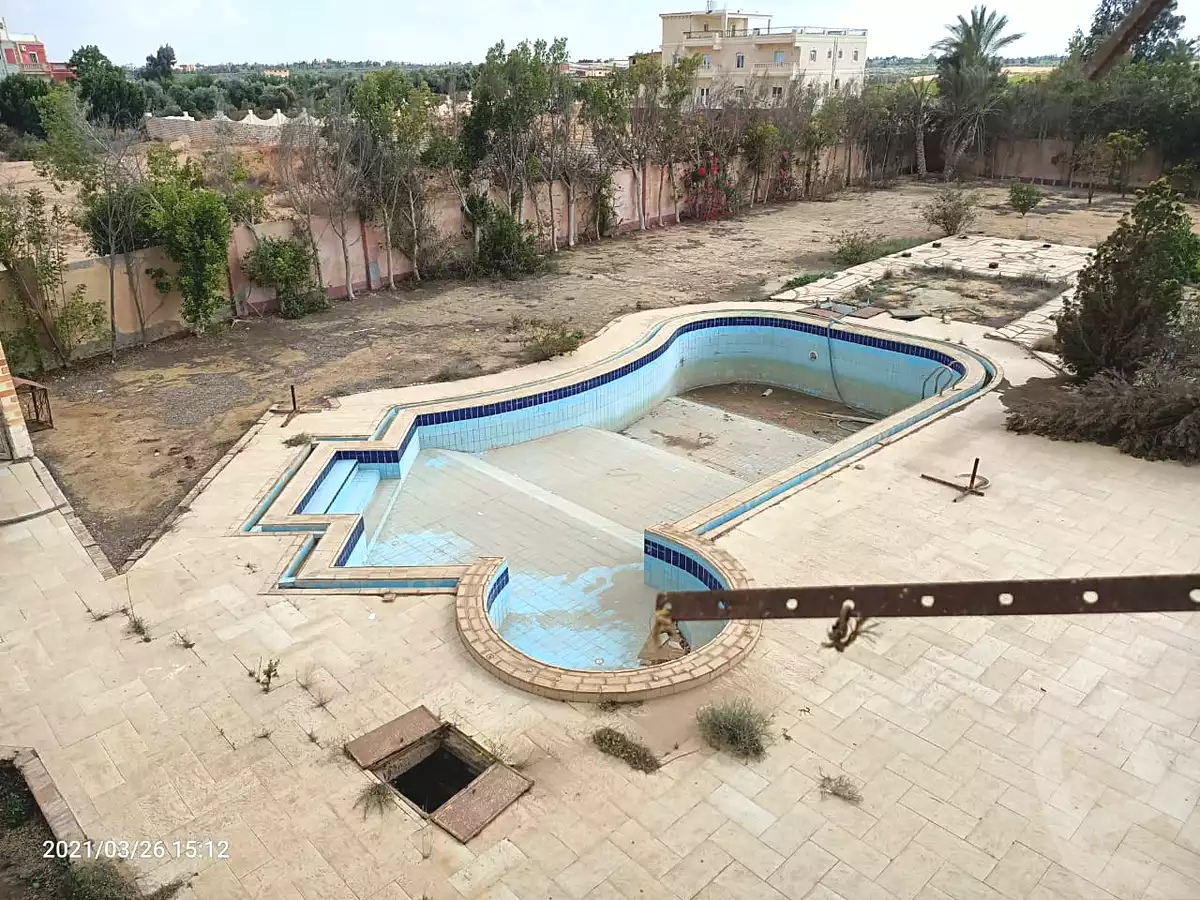فيلا بـ٨ غرف نوم في الريف الاوربي، صورة ٦ من ٢٧