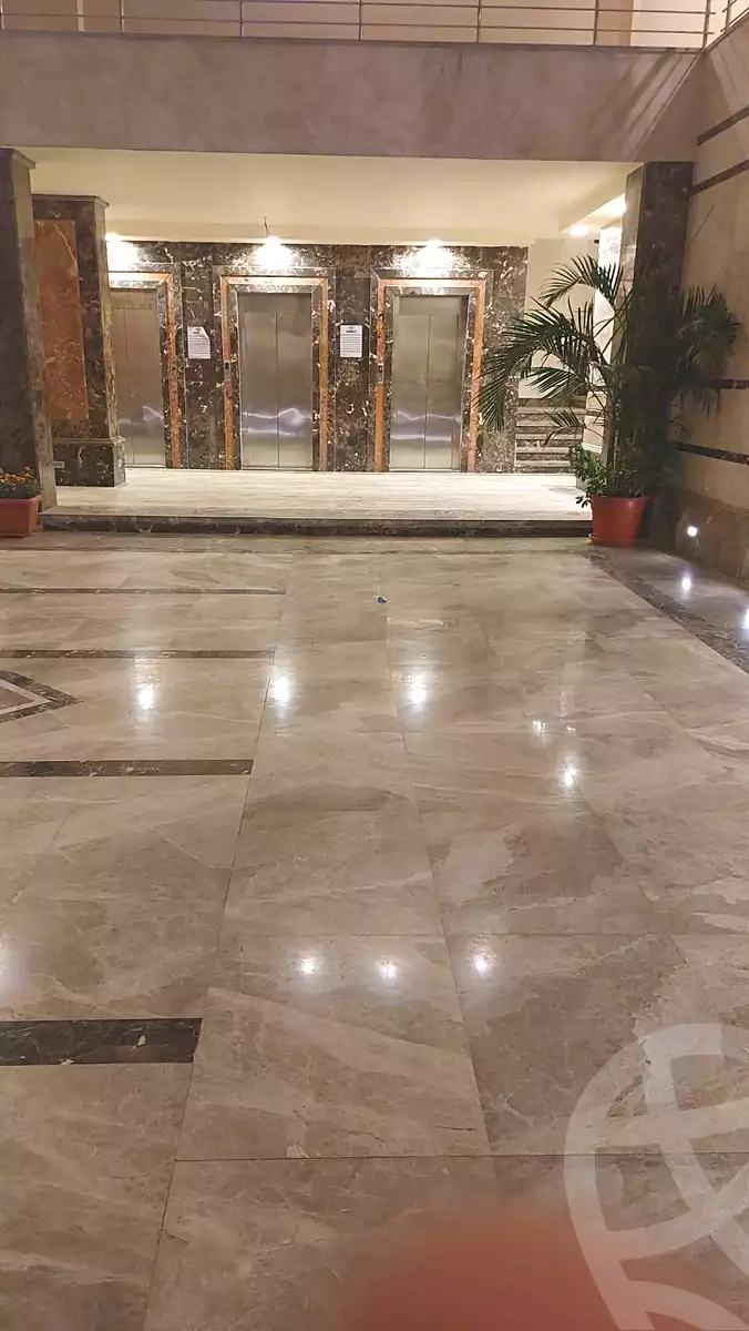 https://aqarmap.com.eg/en/listing/7298529-for-rent-cairo-el-maadi-zahraa-el-maadi-shr-krfwr-lryysy