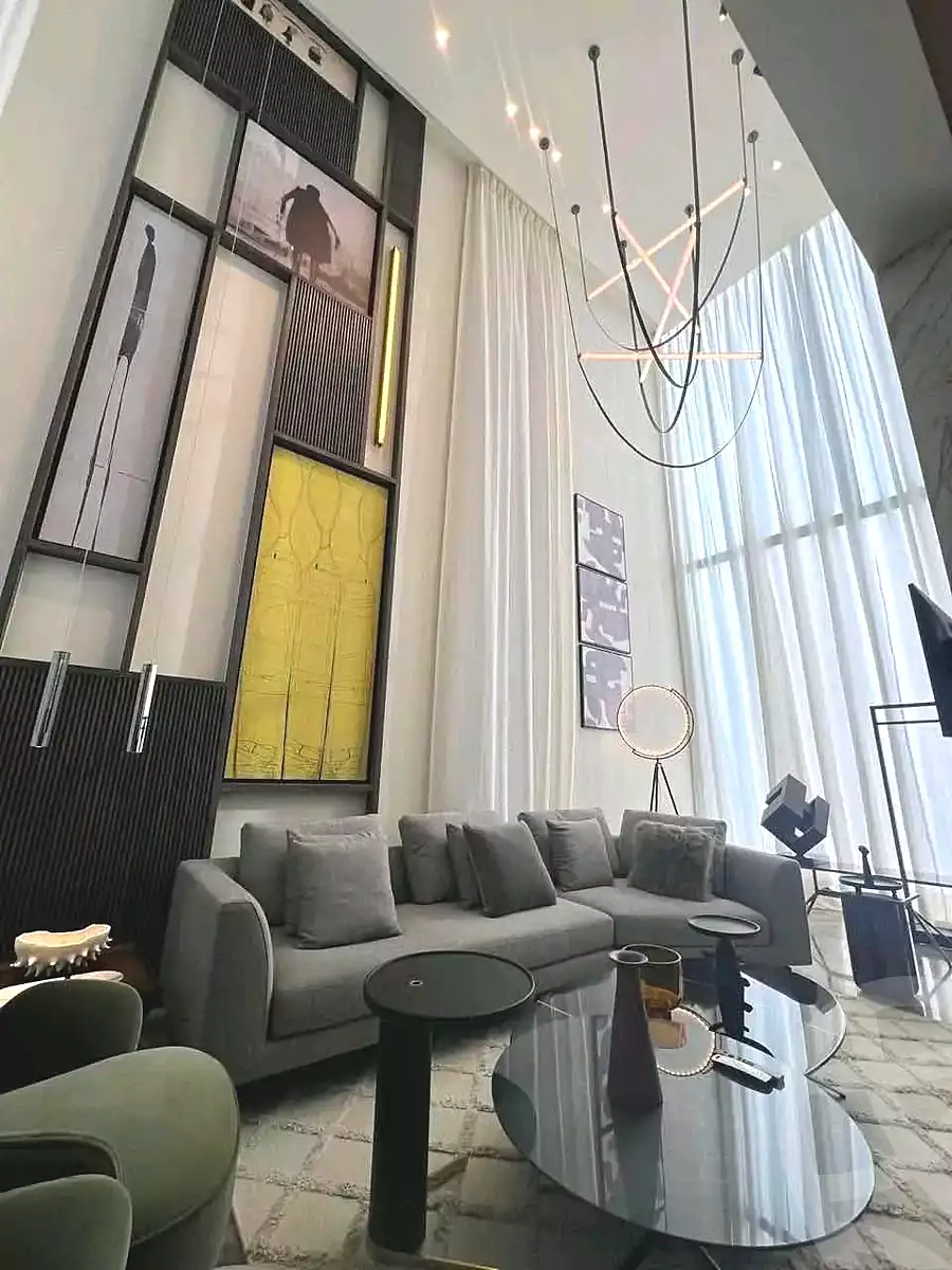 https://aqarmap.com.eg/en/listing/7298886-for-sale-cairo-new-cairo-compounds-the-crest-compound-il-cazar
