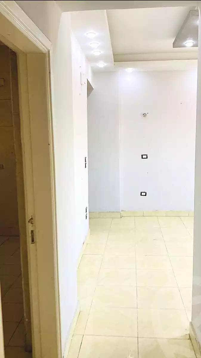 https://aqarmap.com.eg/ar/listing/7299042-for-rent-sharqia-10th-of-ramadan-el-ordoneya-district-other-neighborhoods-in-el-ordoneya-district