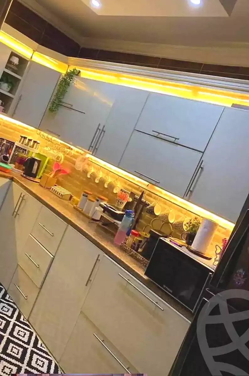 https://aqarmap.com.eg/ar/listing/7299118-for-sale-alexandria-al-agamy-el-hanouvel-trablose-st