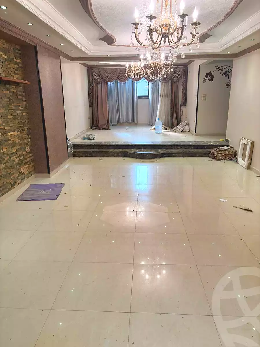 https://aqarmap.com.eg/ar/listing/7299181-for-rent-cairo-helwan-kwrnysh-hlwn