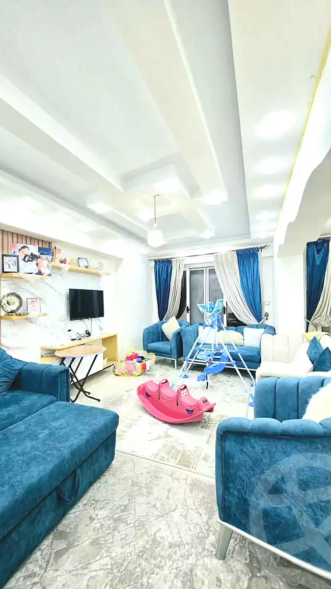 https://aqarmap.com.eg/ar/listing/7299246-for-sale-alexandria-el-asafra-shr-45