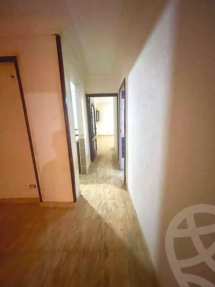 https://aqarmap.com.eg/ar/listing/7299349-for-sale-alexandria-al-agamy-lbytsh-shahr-al-assal-st