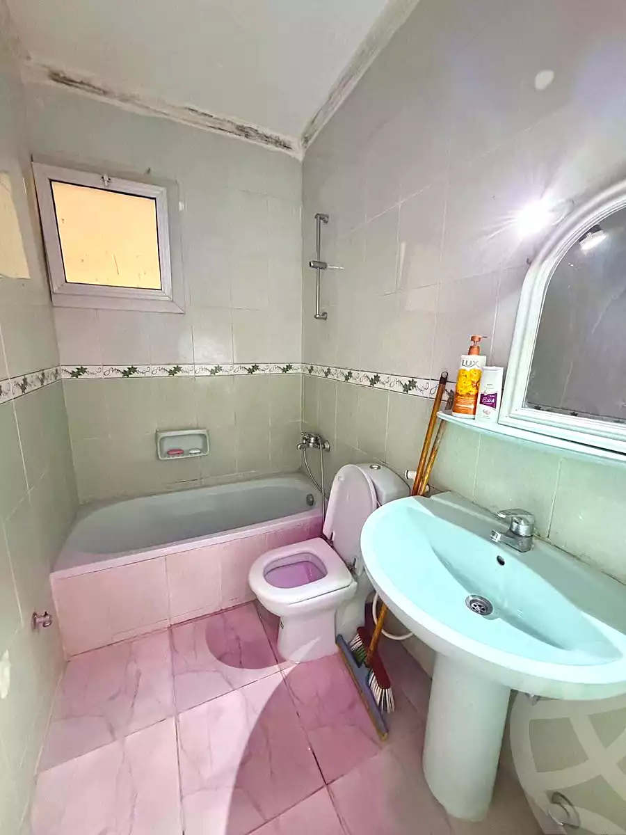 https://aqarmap.com.eg/ar/listing/7299380-for-sale-alexandria-al-agamy-shataa-el-nakheel