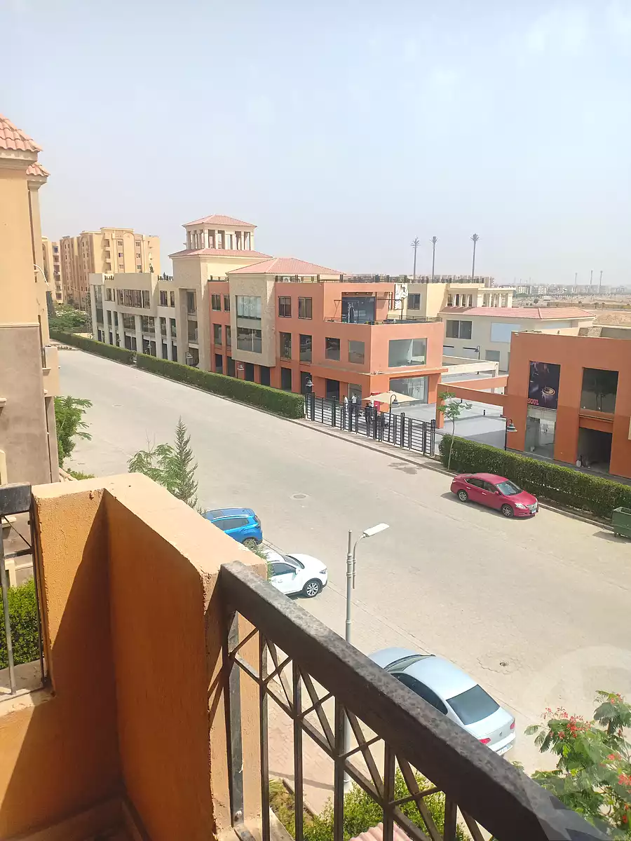 https://aqarmap.com.eg/ar/listing/7299568-for-rent-cairo-6th-of-october-hadaeq-october-compounds-italian-square