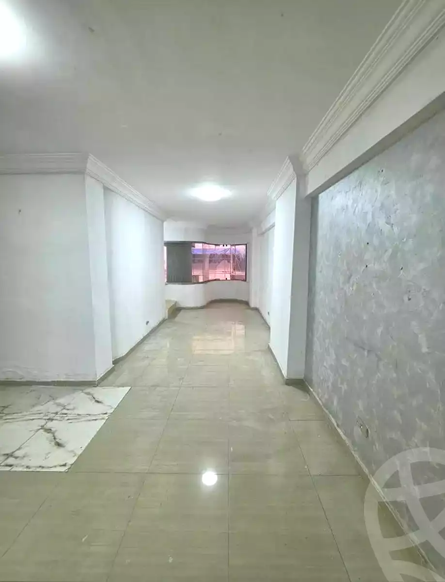 https://aqarmap.com.eg/ar/listing/7300489-for-sale-alexandria-sydy-bshr-sydy-bshr-bhry-shr-mhmwd-l-yswy