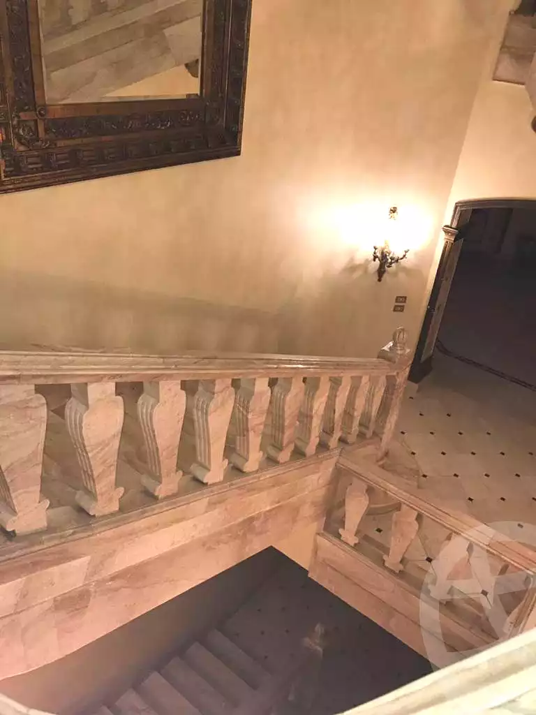 6 BR Villa in City View, photo 14 of 23