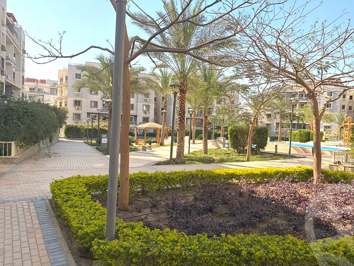 https://aqarmap.com.eg/ar/listing/7300781-for-sale-cairo-new-cairo-compounds-jyd