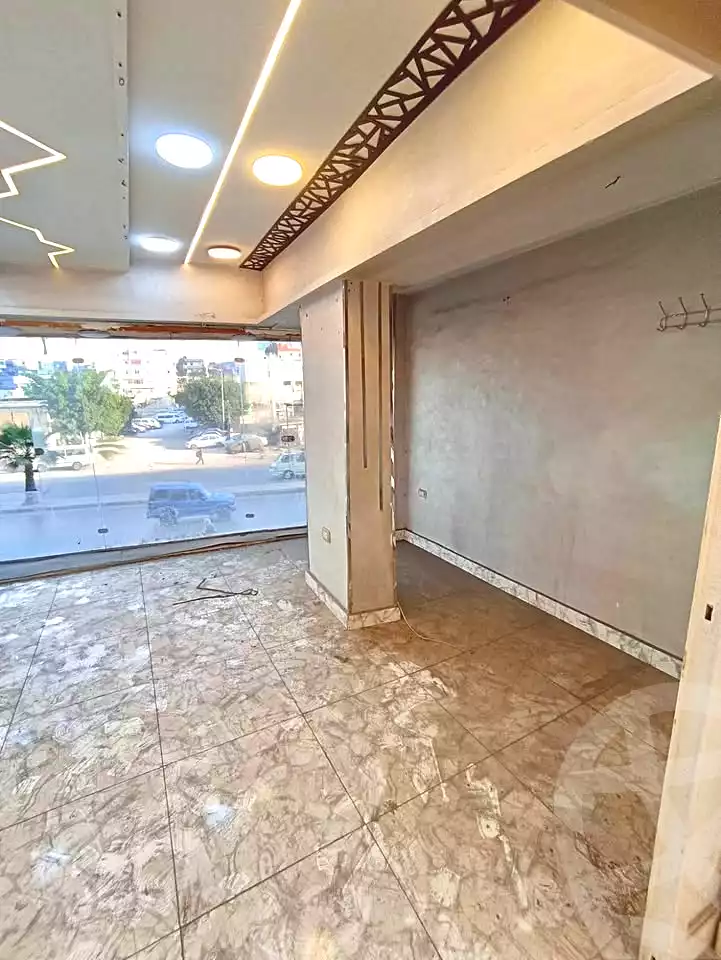 https://aqarmap.com.eg/ar/listing/7301242-for-rent-alexandria-alexandria-marsa-matrouh-rd