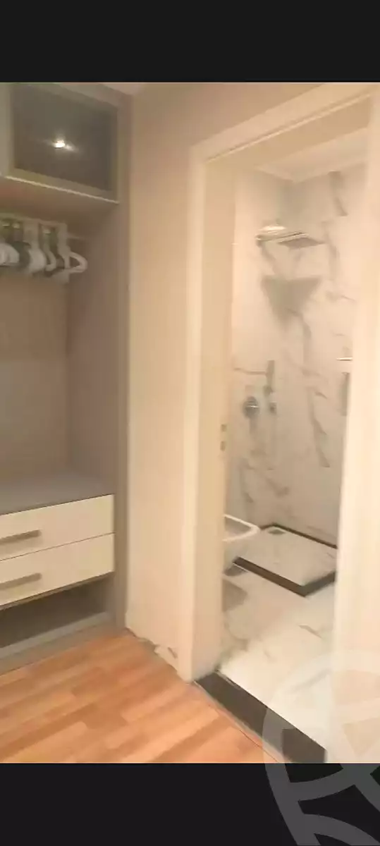 https://aqarmap.com.eg/ar/listing/7301165-for-rent-cairo-new-cairo-compounds-mountain-view-hyde-park