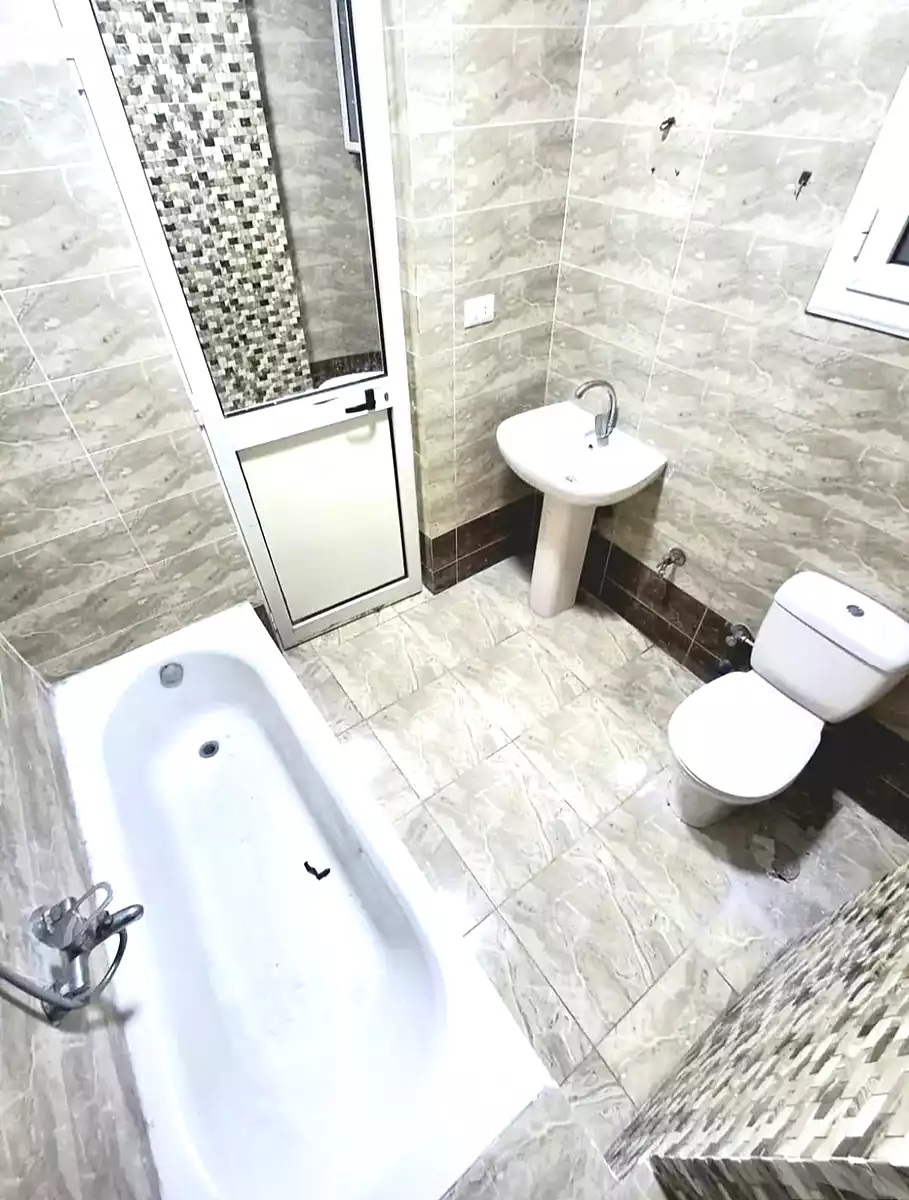 https://aqarmap.com.eg/ar/listing/7301726-for-sale-alexandria-el-asafra-shr-45