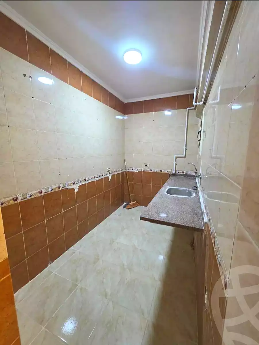 https://aqarmap.com.eg/en/listing/7301772-for-sale-alexandria-sydy-bshr-sydy-bshr-bhry-ali-hipa-st
