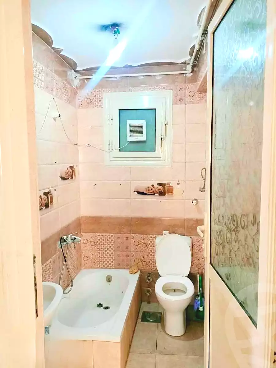 https://aqarmap.com.eg/ar/listing/7301975-for-sale-alexandria-sydy-bshr-sydy-bshr-bhry-gamal-abd-el-nasir-st