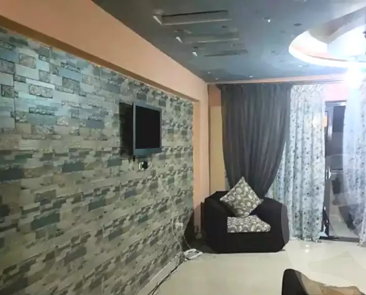 https://aqarmap.com.eg/ar/listing/7302119-for-sale-alexandria-sydy-bshr-sydy-bshr-bhry-shr-khld-bn-lwlyd