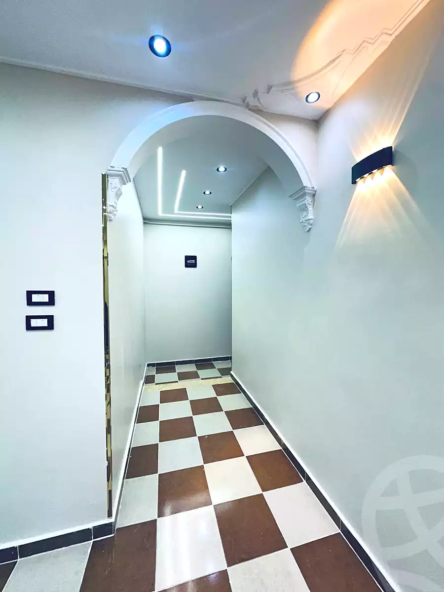 https://aqarmap.com.eg/en/listing/7302233-for-sale-alexandria-lsywf-el-falki