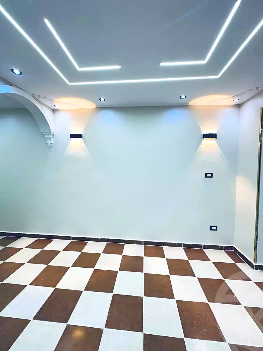 https://aqarmap.com.eg/en/listing/7302233-for-sale-alexandria-lsywf-el-falki
