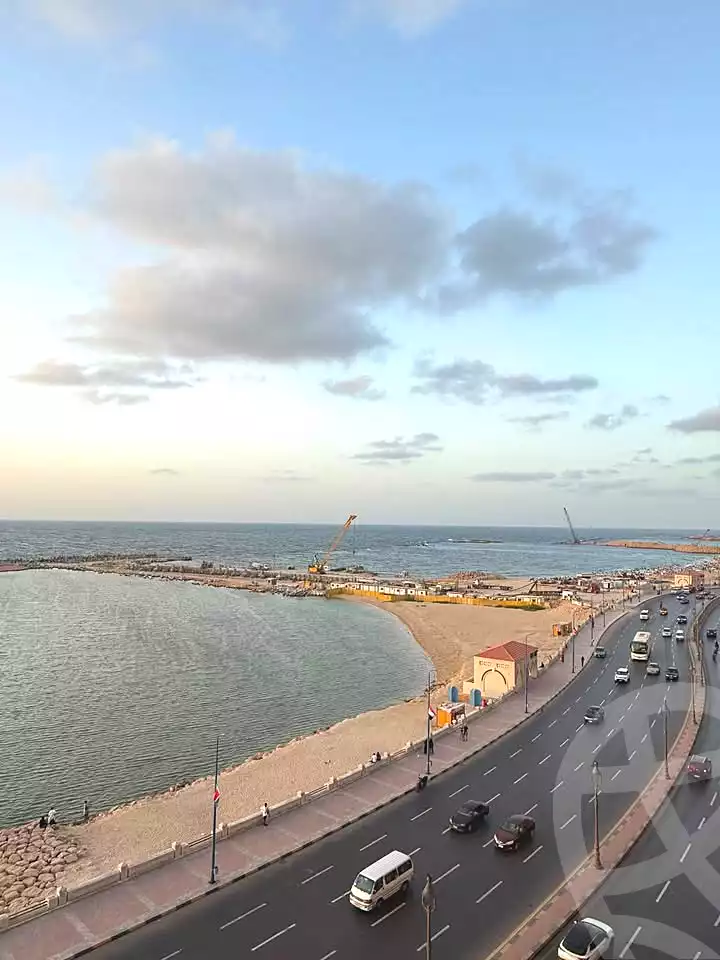 https://aqarmap.com.eg/ar/listing/7302473-for-sale-alexandria-sydy-bshr