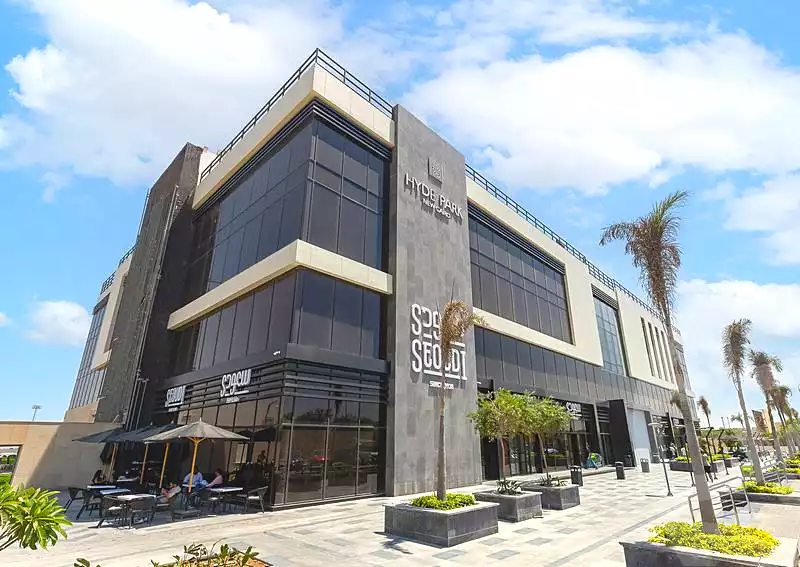 https://aqarmap.com.eg/ar/listing/7302802-for-sale-cairo-new-cairo-compounds-hyde-park-business-district