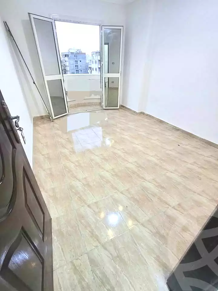 https://aqarmap.com.eg/en/listing/7303019-for-sale-alexandria-el-asafra-shr-45