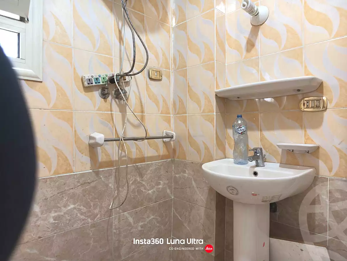 https://aqarmap.com.eg/ar/listing/7303298-for-sale-cairo-new-cairo-compounds-kmbwnd-rwd-lzhr