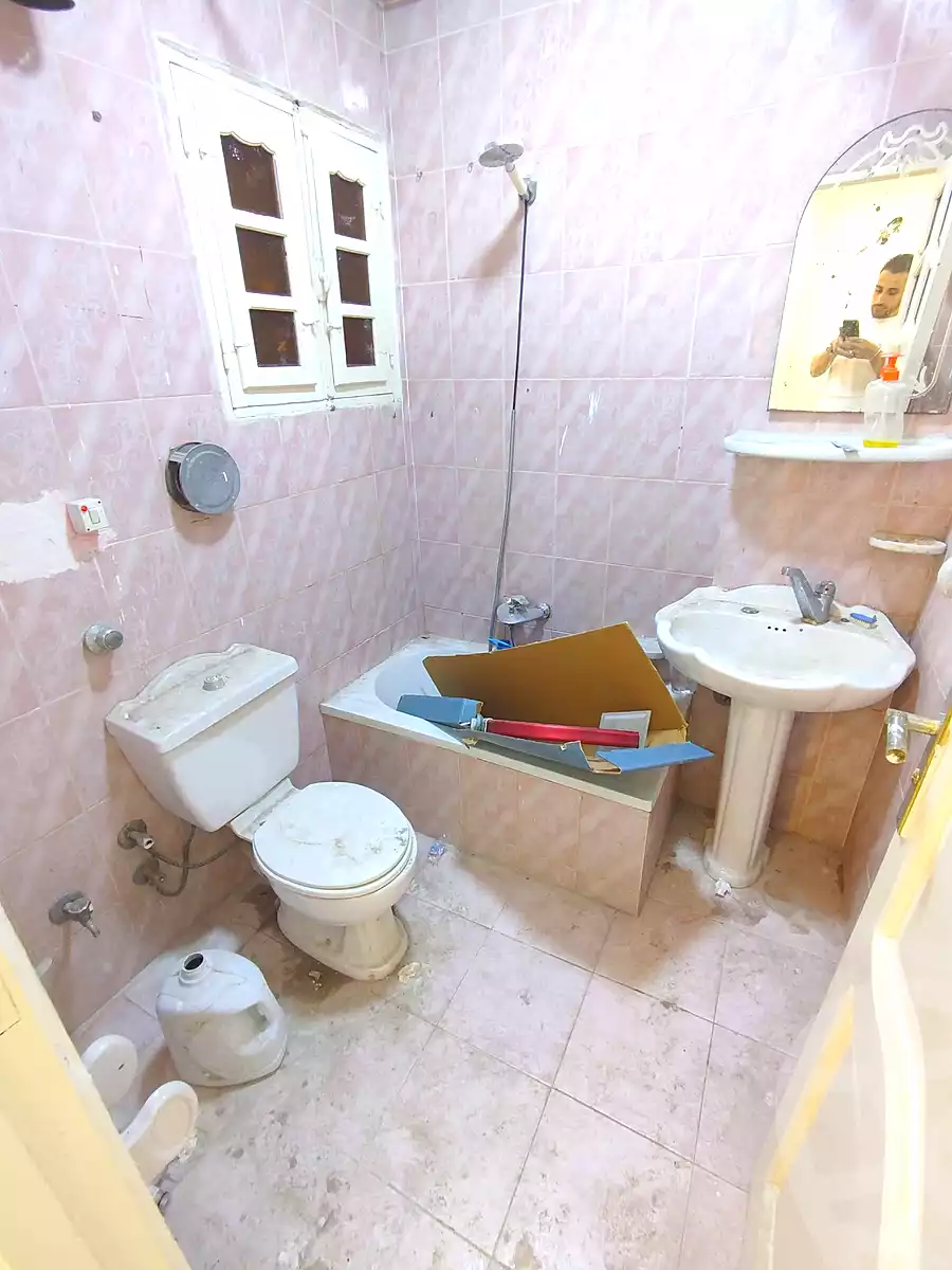 https://aqarmap.com.eg/en/listing/7303457-for-sale-alexandria-lsywf-el-falki