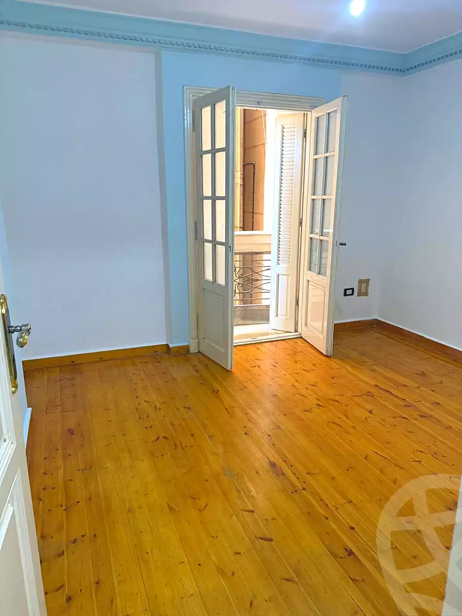 https://aqarmap.com.eg/ar/listing/7303305-for-rent-alexandria-lauran-shr-srhnk