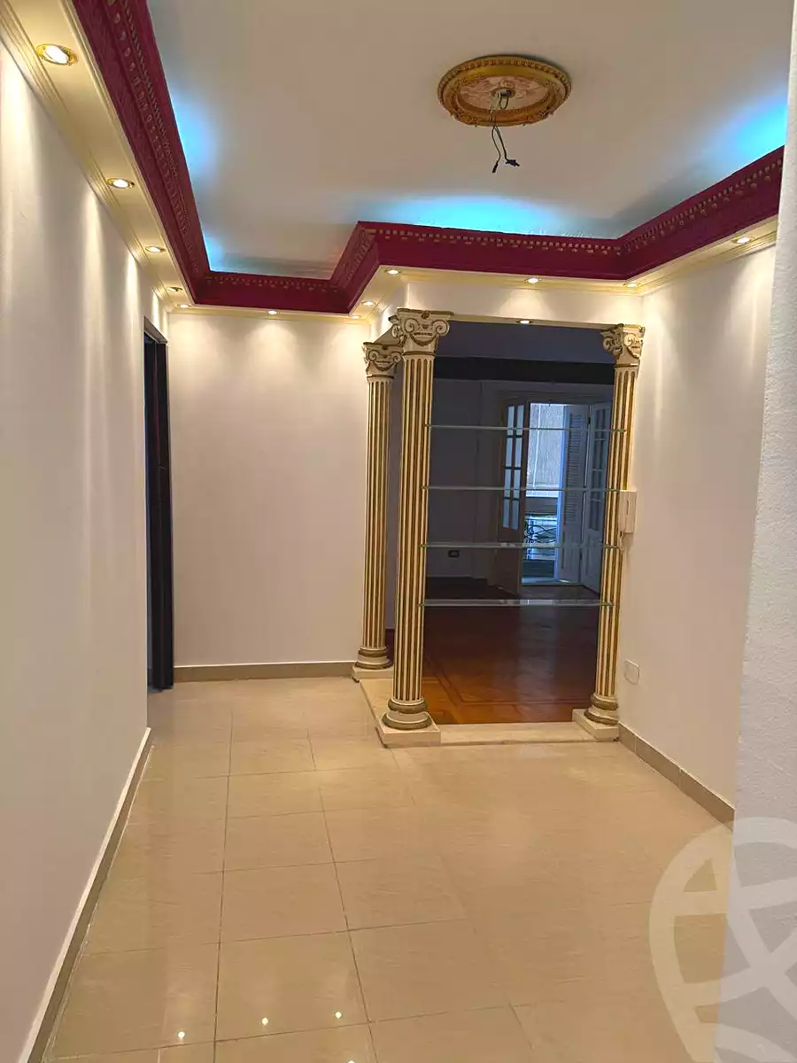 https://aqarmap.com.eg/ar/listing/7303305-for-rent-alexandria-lauran-shr-srhnk