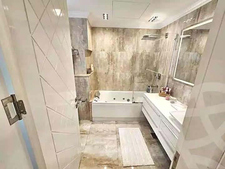 https://aqarmap.com.eg/ar/listing/7303596-for-sale-cairo-new-cairo-madinaty-first-zone-buildings-madinaty-road