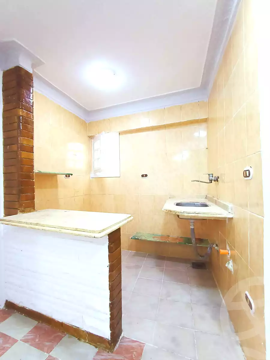 https://aqarmap.com.eg/ar/listing/7303638-for-sale-alexandria-al-agamy-shataa-el-nakheel