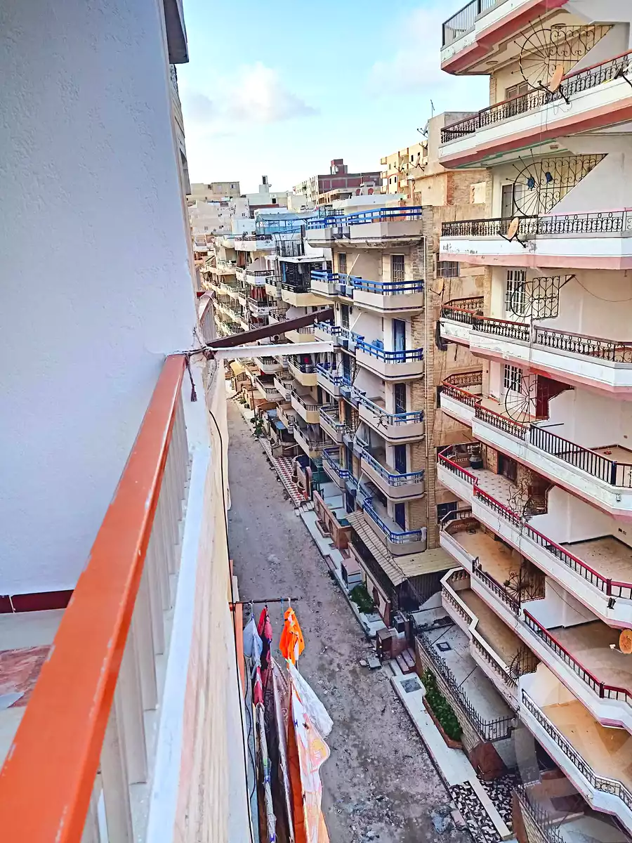 https://aqarmap.com.eg/ar/listing/7303638-for-sale-alexandria-al-agamy-shataa-el-nakheel