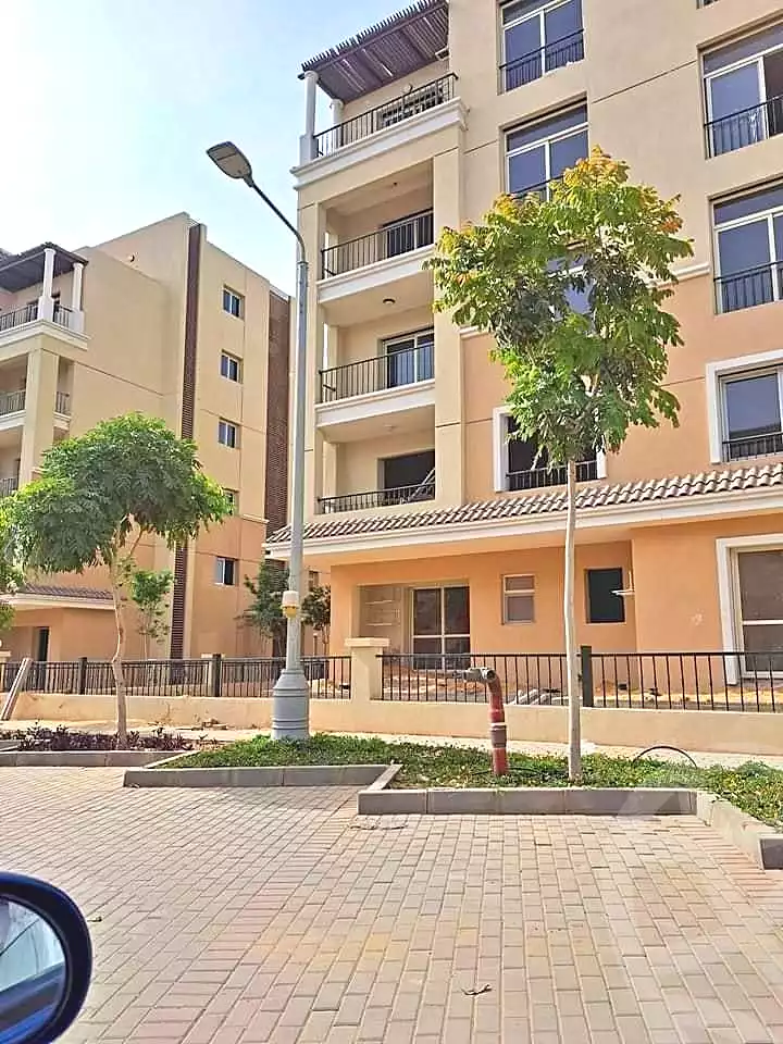 https://aqarmap.com.eg/ar/listing/7303926-for-sale-cairo-new-cairo-compounds-sarai-esse-residence-sarai