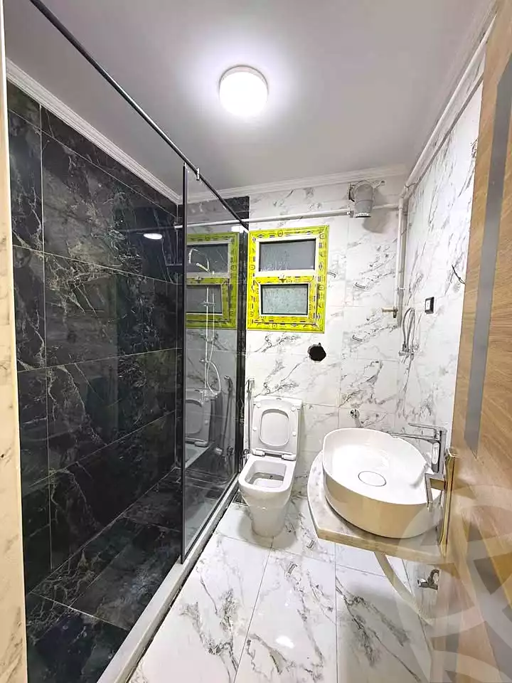 https://aqarmap.com.eg/ar/listing/7304136-for-sale-alexandria-el-asafra-shr-45