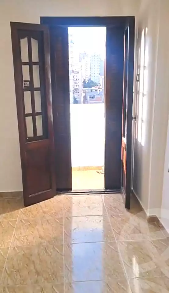 https://aqarmap.com.eg/en/listing/7304172-for-sale-alexandria-el-asafra-shr-45