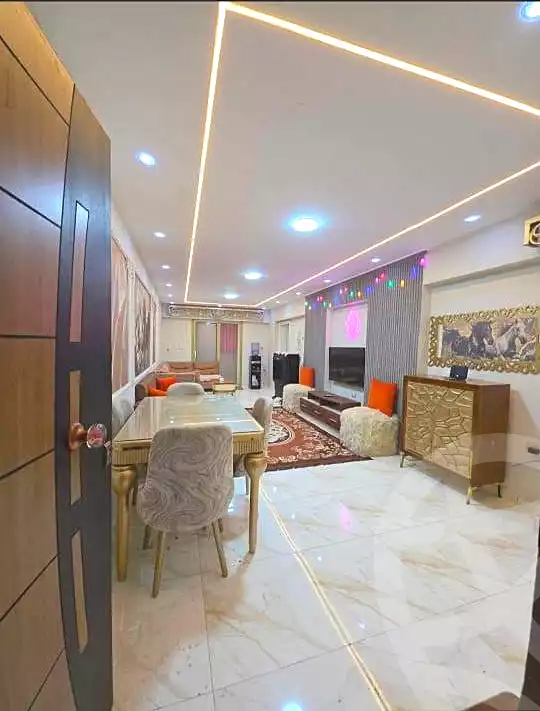 https://aqarmap.com.eg/ar/listing/7304303-for-sale-alexandria-al-agamy-bw-ywsf